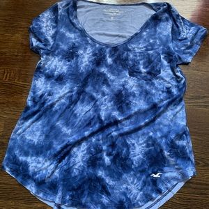 Hollister v-neck shirt